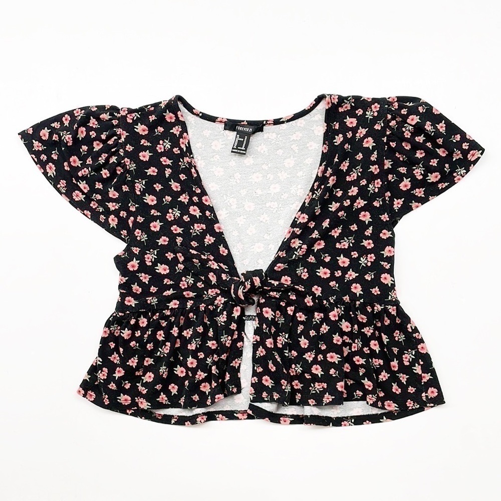 Forever 21 black floral print tie front crop top